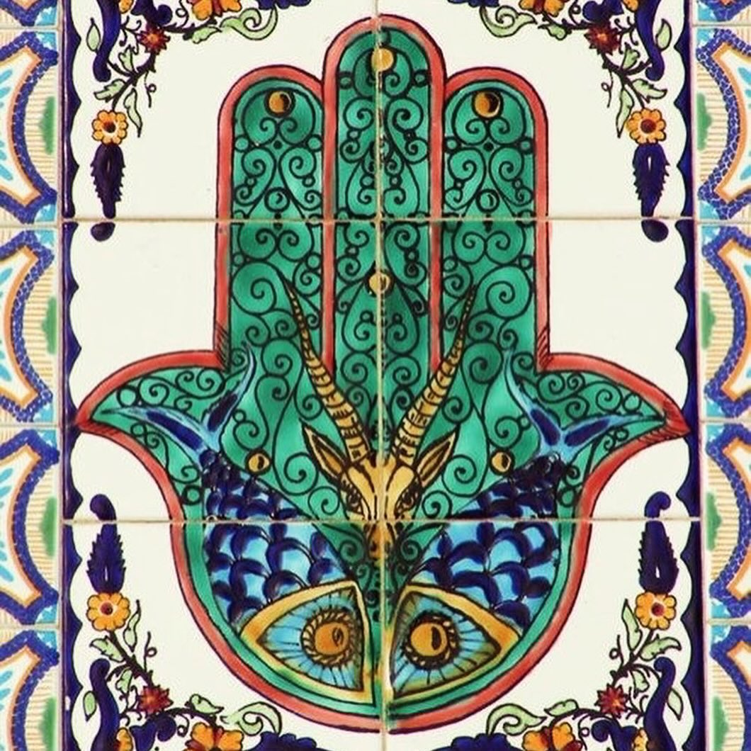 Hamsa Ceramique Tunisienne Coloree Tradition Orientale — portfolio Hamsa Tattoo Dijon handpoke